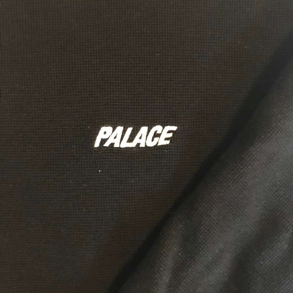 Palace Crewneck - Picture 3 of 4